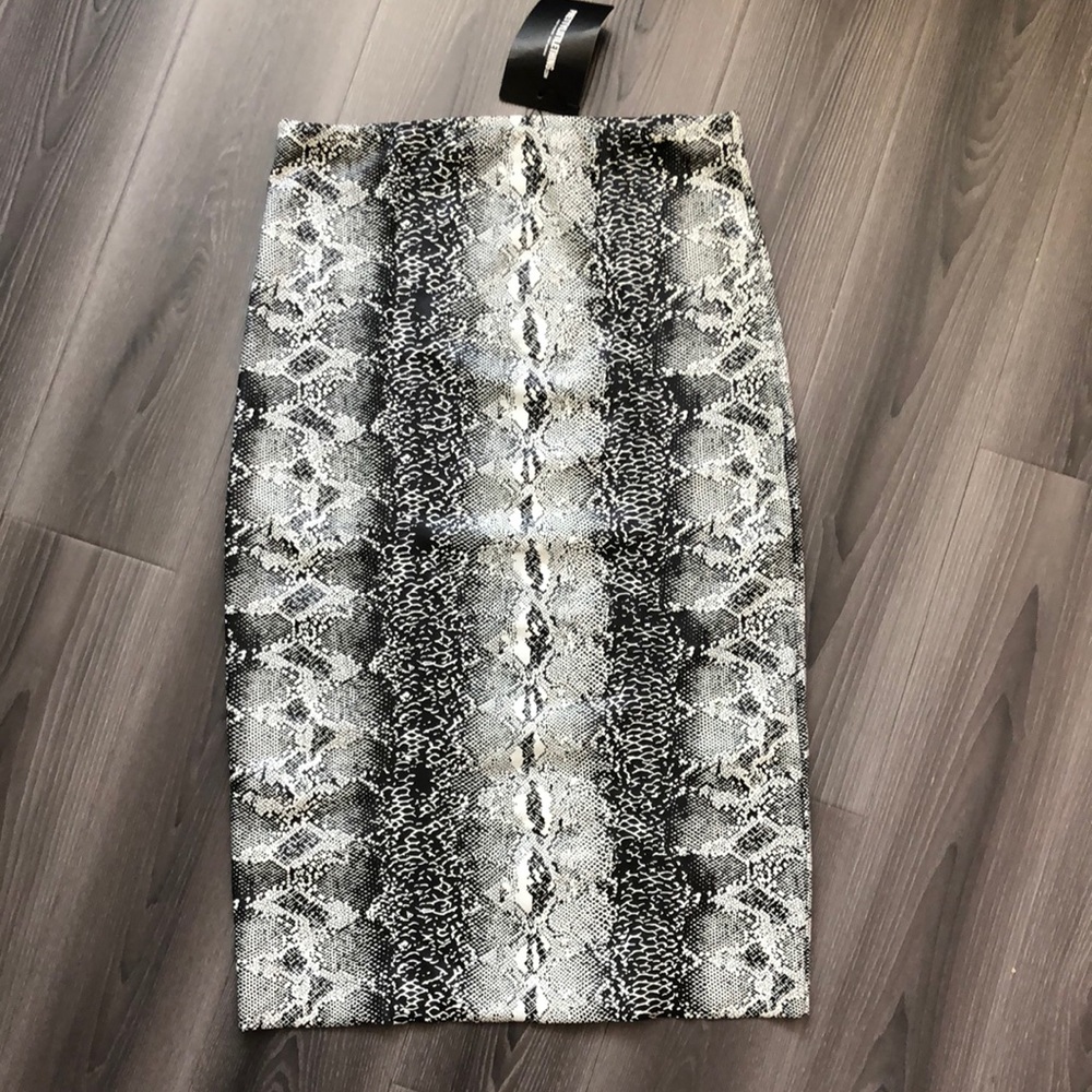 NWT Pretty Little Thing snake midi skirt